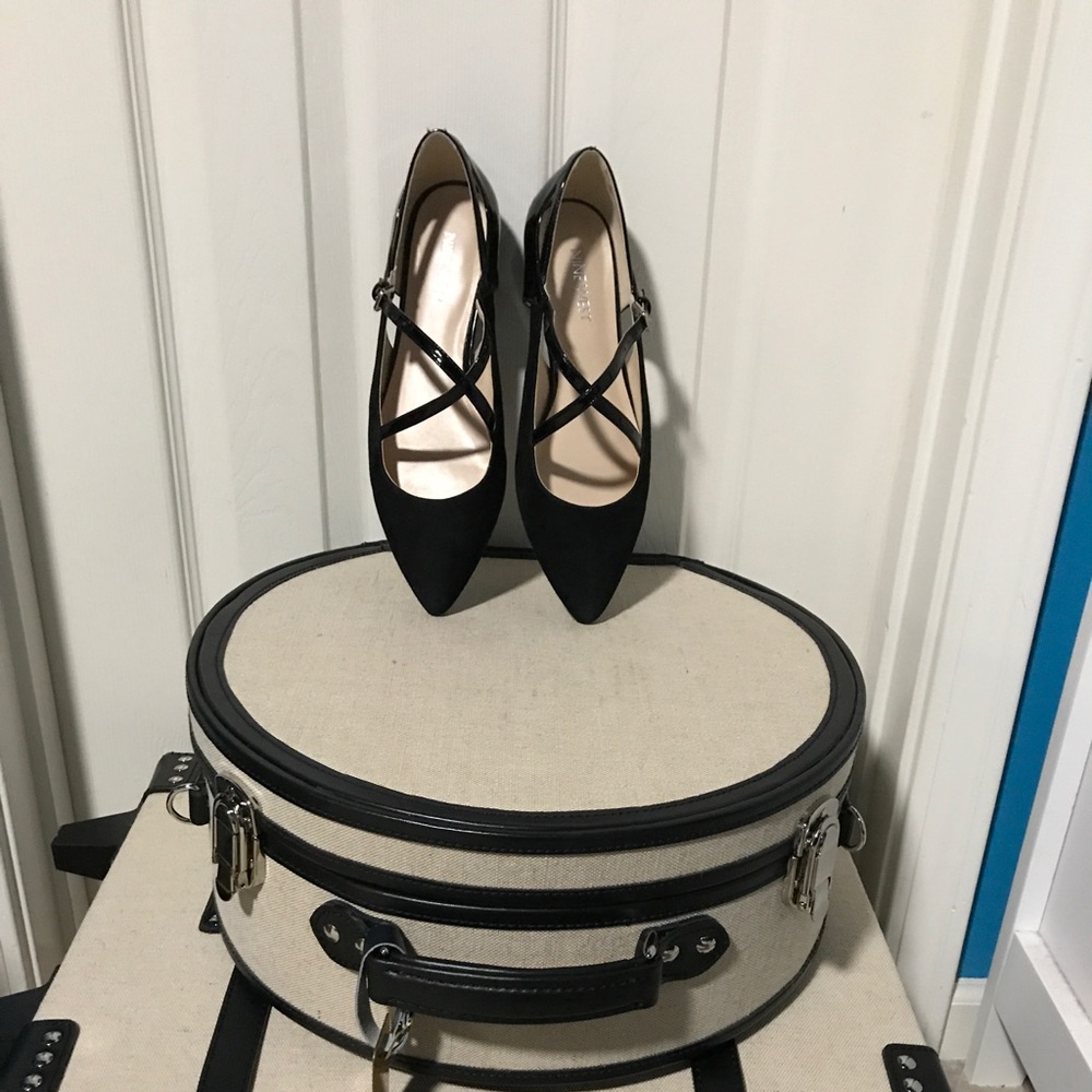 Nine West size 7 ballet flats - Picture 1 of 4